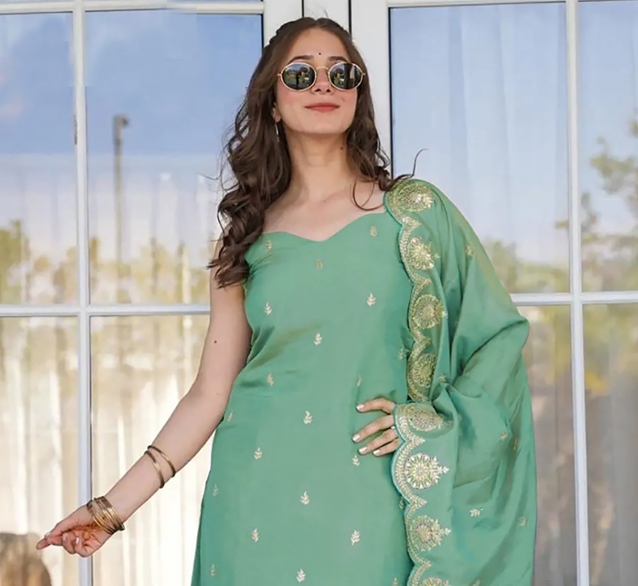 Light Green Embroidered Tesla Kurta Pant Dupatta Set