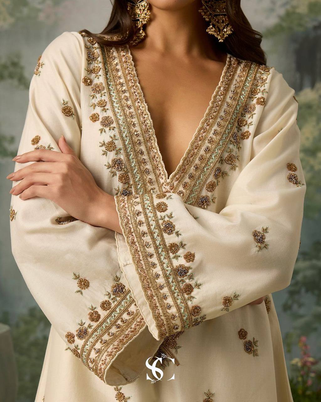 Festive Radiance Roman Silk Palazzo Set
