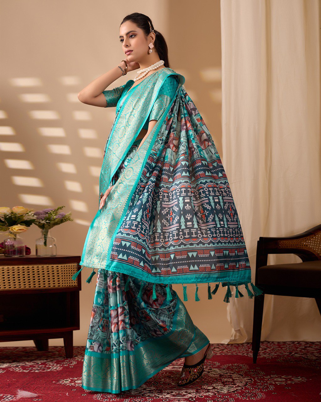 Lichi Silk Saree with Artistic Prints