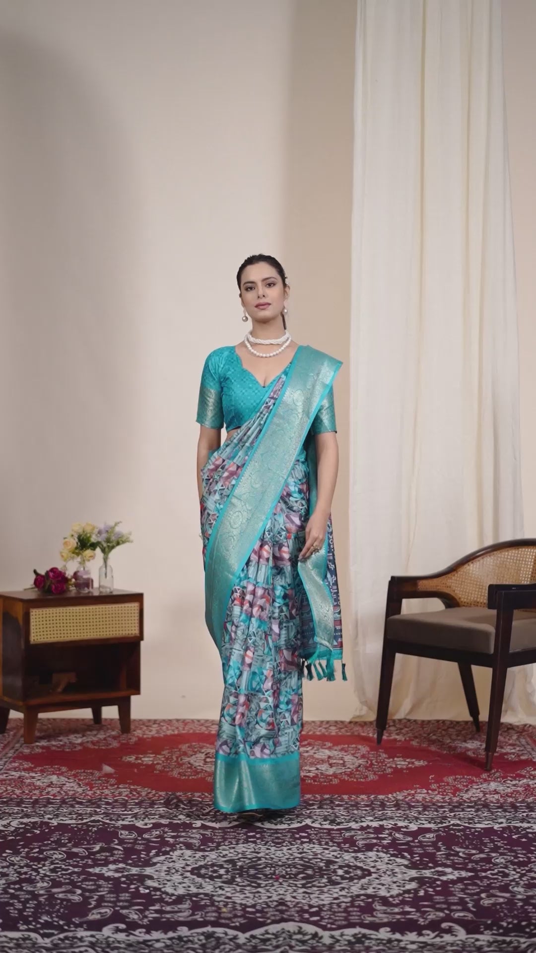 Lichi Silk Saree with Artistic Prints